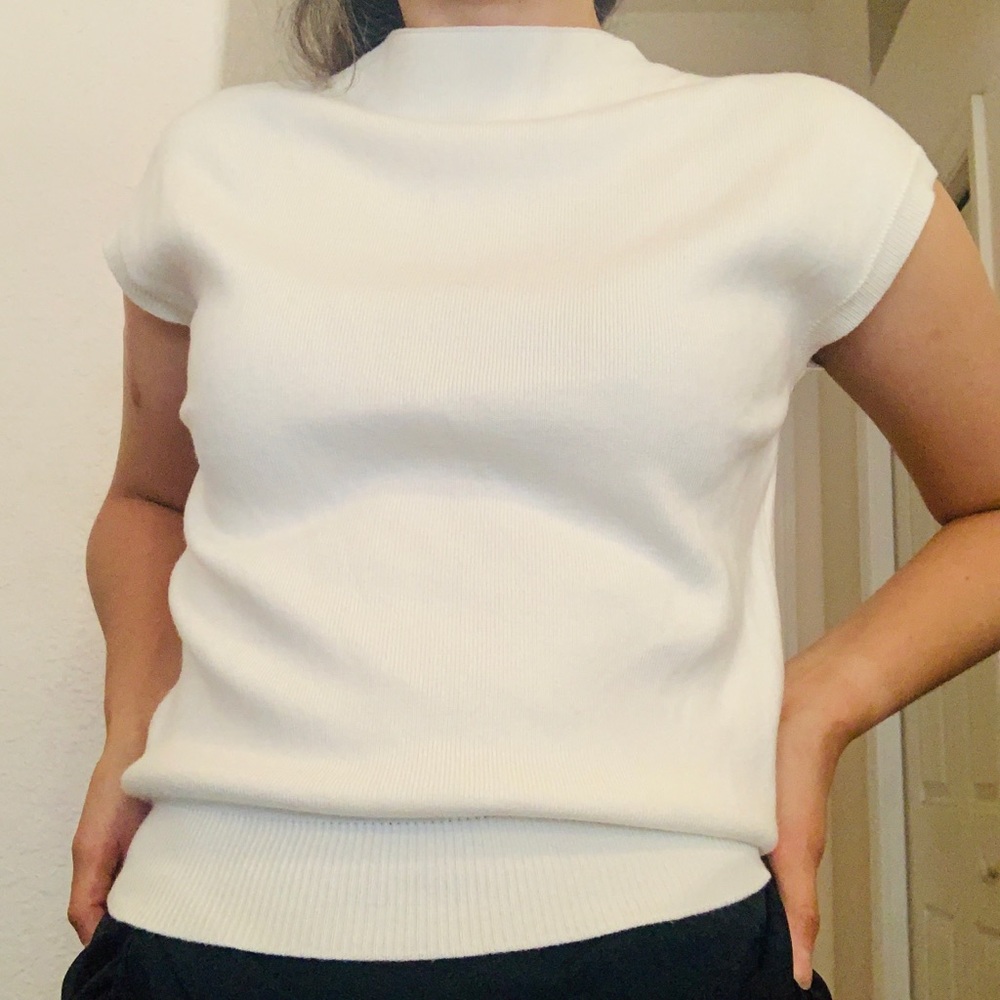 NWOT Bebe White Sleeveless Top XS